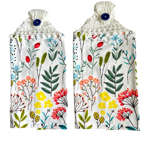 Relisted Colorful Wildflowers Crochet Top Hanging Kitchen or Bathroom Towels - Picture 4 of 8